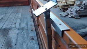 Перевозка лодки на бортовом прицепе.