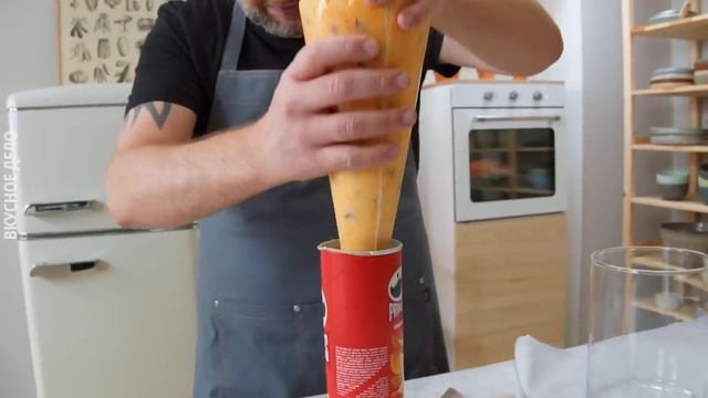 Вытащил коробку от чипсов из мусора и сделал ТАКОЕ! Готовлю свинину с крокетами смотреть онлайн
