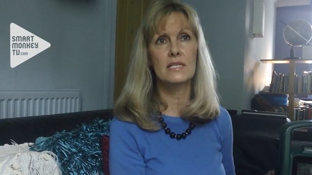 Kristine Pearson on the Lifeplayer, an MP3 player for rural education смотреть онлайн