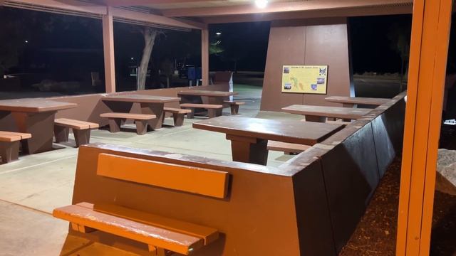 ДОКАТИЛИСЬ! Бомжуем! КАК ночевать В АВТО в США?! Советы бывалых! смотреть онлайн