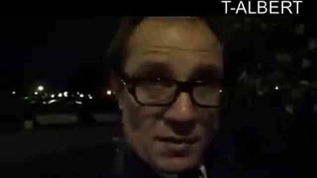 T-ALBERT рассказывает анекдот про попа смотреть онлайн