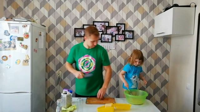 Простейший омлет с авокадо, приготовит даже ребенок