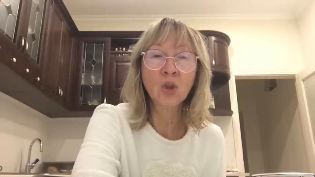 Самвед Адамян + Кристина/Обзор/Поменяла круто жизнь. Своя новая квартира и прощай Днепр ! смотреть онлайн