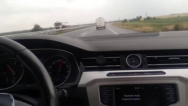 Как работает адаптивным круиз контроль passat B8 смотреть онлайн