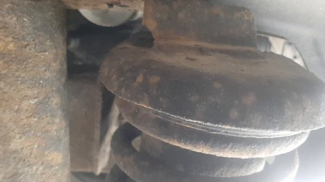 Уаз патриот 2007. Оторвался кронштейн переднего амортизатора. смотреть онлайн