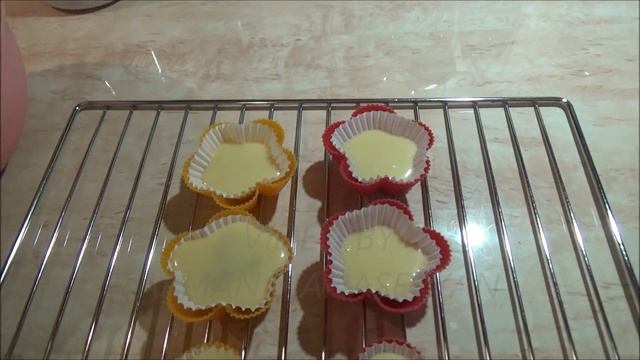 КЕКСЫ С НАЧИНКОЙ ИЗ СГУЩЕНКИ ԿԵՔՍ ԽՏԱՑՐԱԾ ԿԱԹԻ ՄԻՋՈՒԿՈՎ