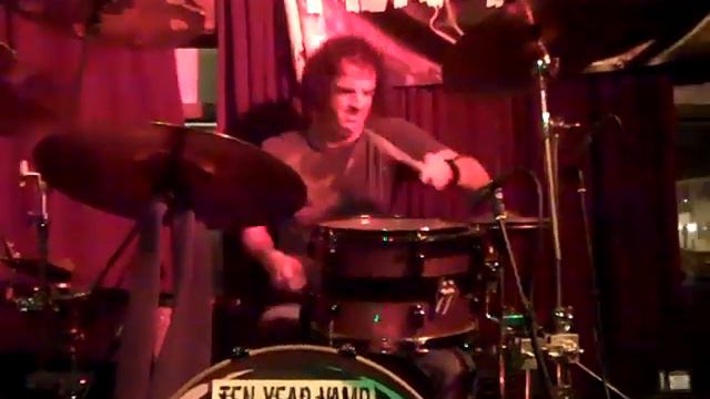 Greg Nash on Drums смотреть онлайн