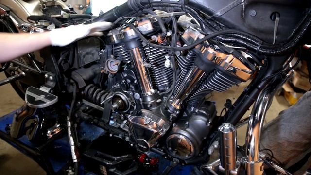 Замена третьей передачи Yamaha Stratoliner XV 1900 | Третья передача XV1900 смотреть онлайн