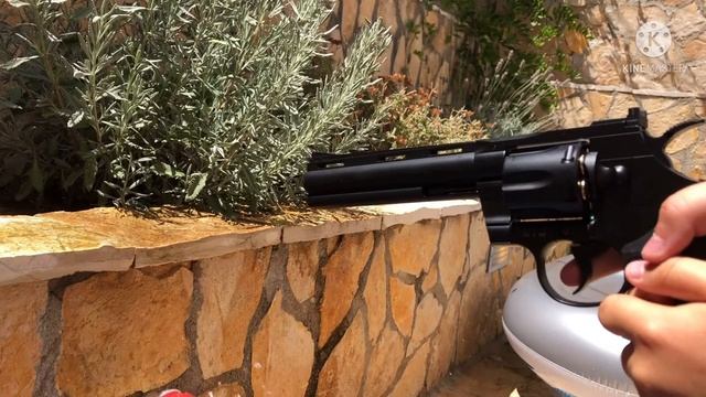 Colt 1911 VS Colt Python смотреть онлайн