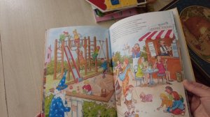 Детская библиотека. Часть 5. Виммельбухи и книжки-игрушки.