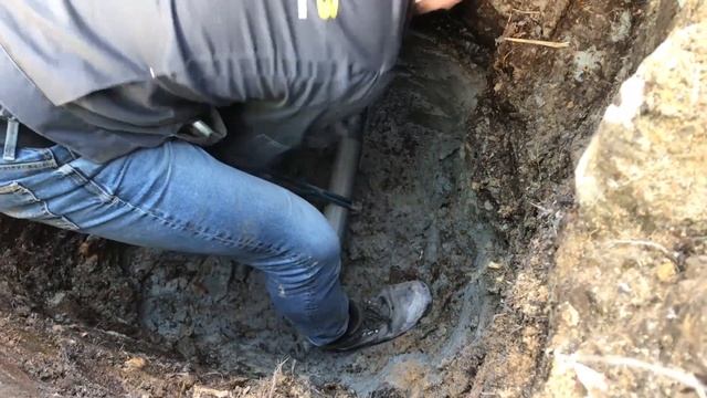 Прокол грунта на благоустроенном участке. Водопровод бестраншейным способом (ГНБ). Отзыв клиента. смотреть онлайн