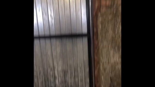 Как сделать простые распашные облегчённые ворота на гараж смотреть онлайн