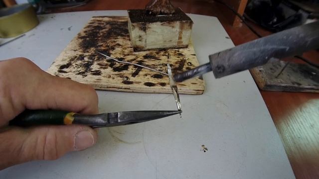 ЗИМНЯЯ простая БЛЕСНА на ОКУНЯ из СТАРТЕРА.