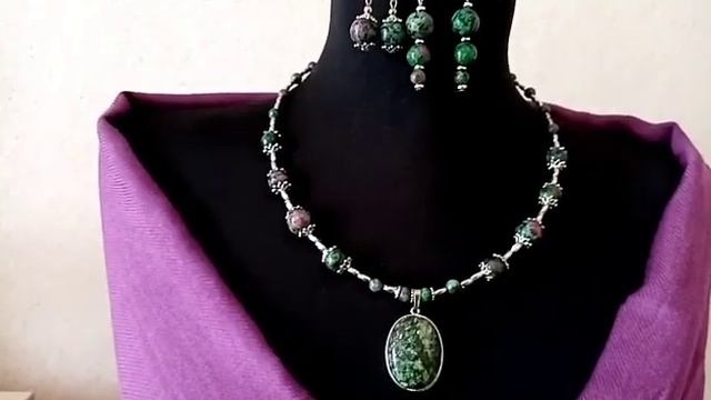 #украшения #цоизит Украшения из цоизита. смотреть онлайн