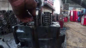 SCANIA DC12 капремонт ДВС .mp4