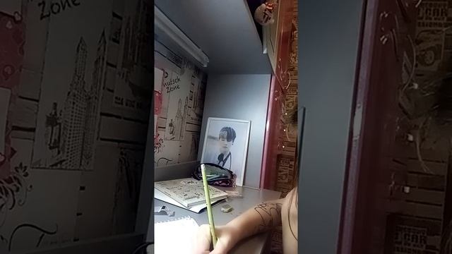 Рисую эскиз своей комнаты смотреть онлайн