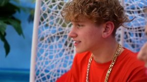 Богатая VS Бедная Русалка в Вампирской Школе! Как Стать Вампиром