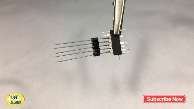 Knight Rider circuit with 4017 ic смотреть онлайн