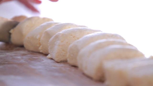 Пышные сырники. Очень нежные и вкусные! Простой рецепт завтрака смотреть онлайн