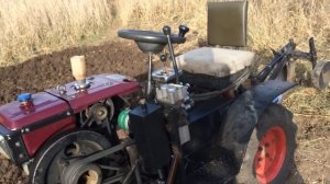 Пахота мототрактором Полтавским плугом ПЛ - 4