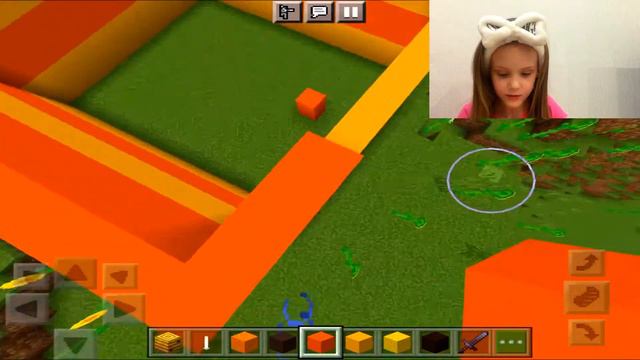 В майнкрафт строю улей для пчел/Miss Milana PLAY GAMES смотреть онлайн