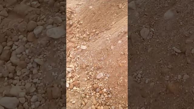 Песчано-гравийная смесь (ПГС). Доставка +7 (910) 42-22-120 смотреть онлайн