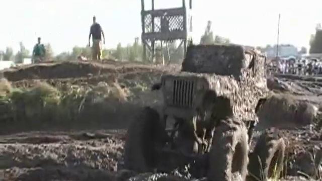 The Barnyard Boggers Monster Mega 4x4 Mud Trucks N.Y.S. смотреть онлайн