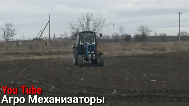 Внесение удобрений на Тракторе МТЗ 82.1 смотреть онлайн