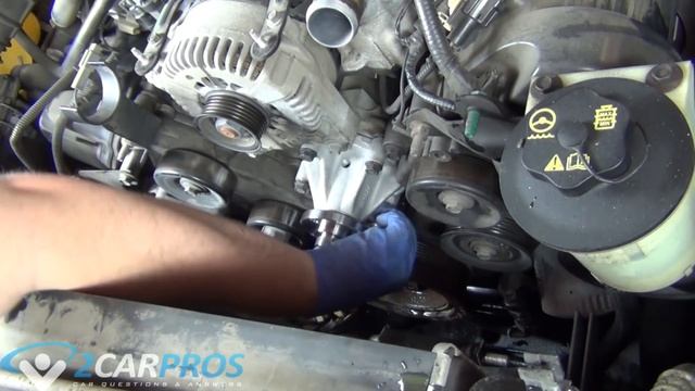 How to Replace a Water Pump in a Ford Explorer 4.6L V8 2002-2005 смотреть онлайн
