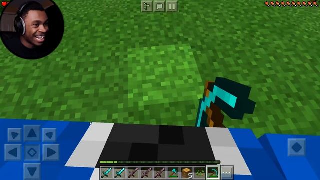 MCPE IN FIRST PERSON! (Minecraft Bedrock) смотреть онлайн