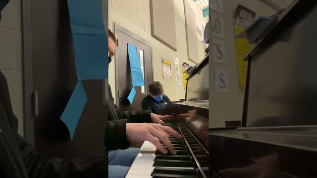 Me Playing Moonlight Sonata at School смотреть онлайн