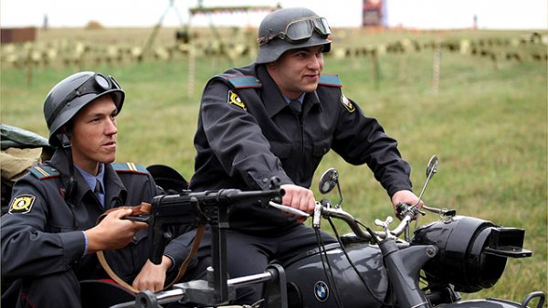 Modo - "Einz Zwei Polizei"