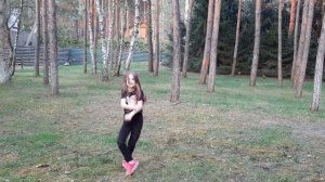 Танец на природе под песню «Твой взгляд, твой смех»