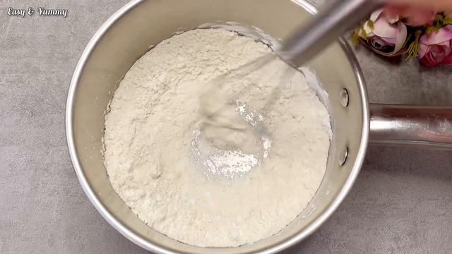 Dessert that will melt in your mouth. Mix flour and milk. Without oven. Easy and Yummy. смотреть онлайн