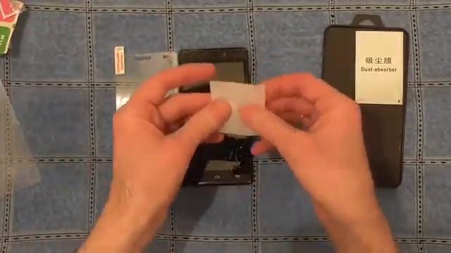 Как наклеить защитное стекло на телефон смотреть онлайн