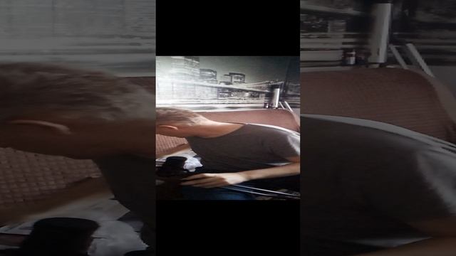 распаковка и сборка микрофона для записи смотреть онлайн