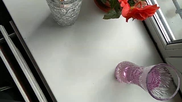 КАК ПРОДЛИТЬ ЖИЗНЬ БУКЕТУ СИРЕНИ. Делюсь лайфхаками. смотреть онлайн