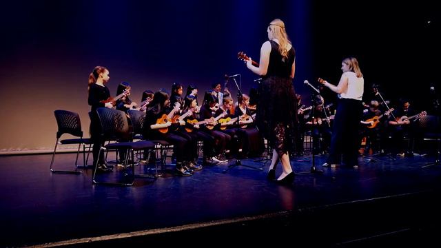 Langley Ukulele Association Intermediate 'A' Ensemble Christmas Concert 2021 смотреть онлайн