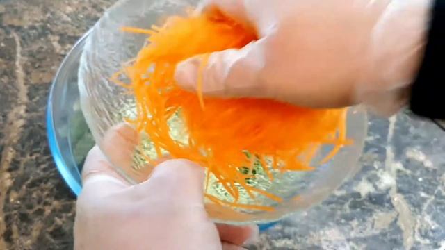 Салат из огурцов по-пекински с курицей смотреть онлайн