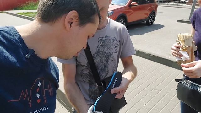 Заценили кроссовки. Покатухи по заказам. смотреть онлайн