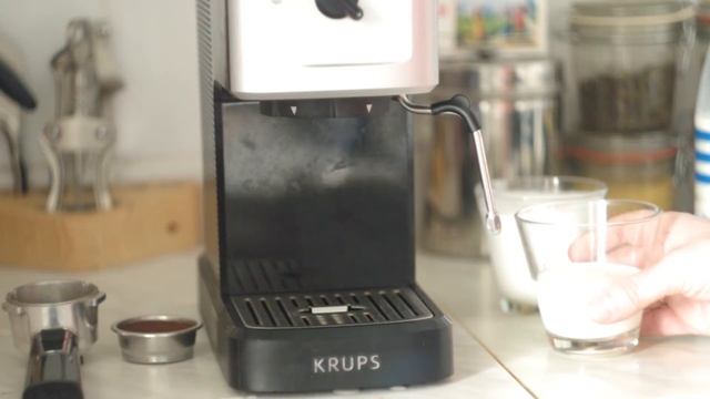 Krups XP 3440 Home Espresso Machine - Americano vs Latte Macchiato смотреть онлайн
