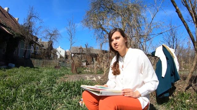 Художница рисует Новый Свет в Гродно смотреть онлайн