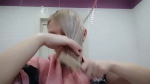 ?Как самой себе подстричь лесенку у лица.