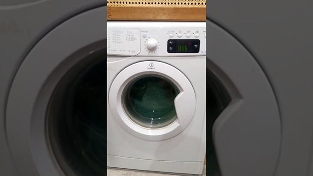 Indesit IWUE4105 смотреть онлайн