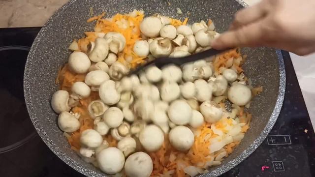 Готовим вкусно шампиньоны. Грибы в сливочном соусе. Подходит для веганов. смотреть онлайн