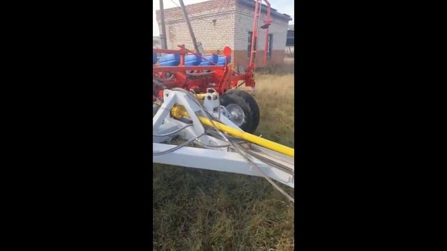 отзыв тракторная тележка универсальная (адаптер) TU1/TU2 с сеялкой ТСМ 12 рядковой смотреть онлайн