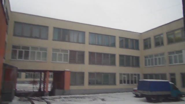 вид из окна моей школы. 1 этаж. смотреть онлайн