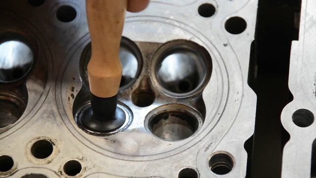 Kawasaki Ninja Restoration [Part 1 - 2020 engine rebuild] смотреть онлайн
