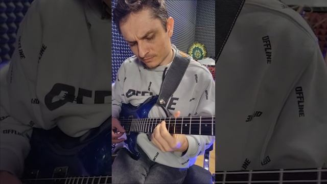 Соединение Dmaj7 через уменьшённые аккорды смотреть онлайн