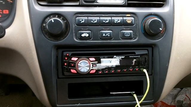 Honda Accord's New Speakers and Stereo! смотреть онлайн